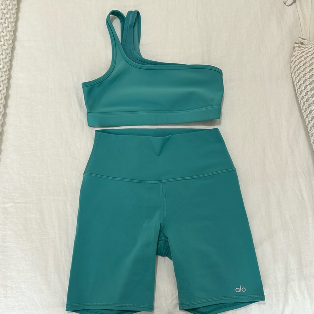 Alo Set